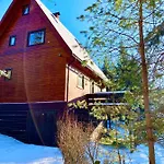 Dom Crocus Z Ogrodem W Parku Krajobrazowym Holiday home Brenna
