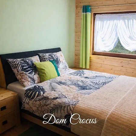 Vakantiehuis Dom Crocus Z Ogrodem W Parku Krajobrazowym