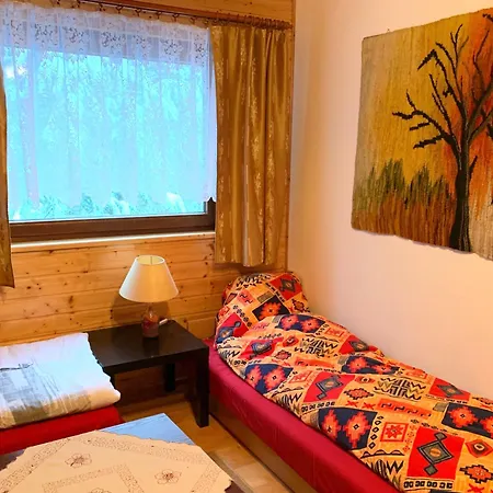 Holiday home Dom Crocus Z Ogrodem W Parku Krajobrazowym Brenna
