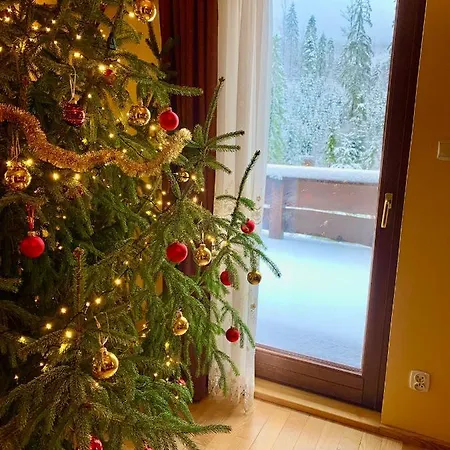 Holiday home Dom Crocus Z Ogrodem W Parku Krajobrazowym Brenna