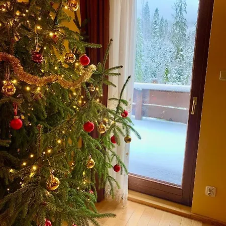 בית נופש Dom Crocus Z Ogrodem W Parku Krajobrazowym ברנה